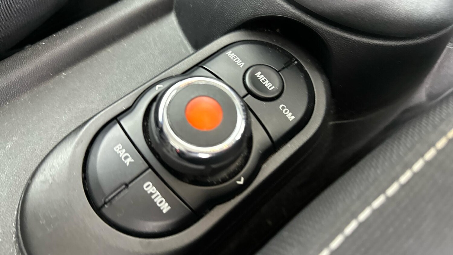 Used MINI Hatch 2019 for sale - 76760246: Photo 19