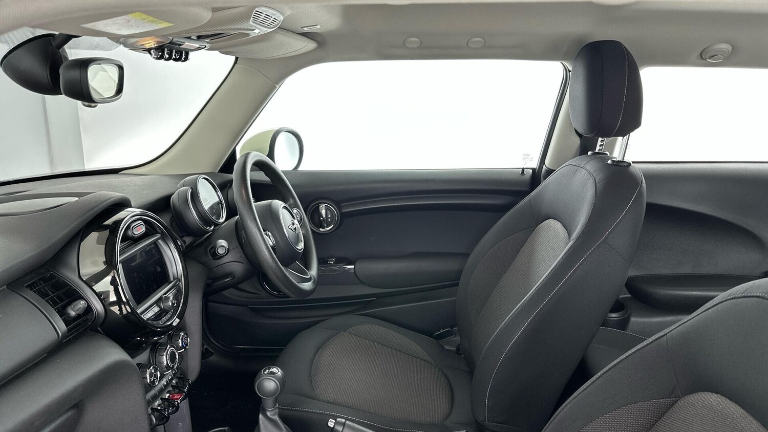 Used MINI Hatch 2019 for sale - 76760246: Photo 24