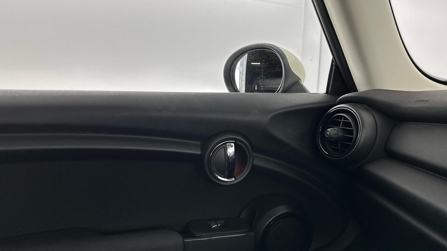 Used MINI Hatch 2019 for sale - 76760246: Photo 31