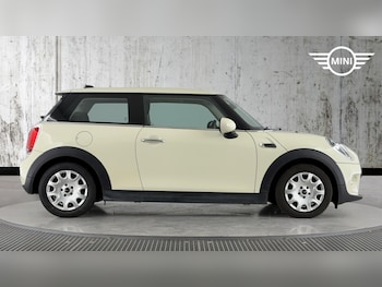 Used MINI Hatch 2019 for sale - 76760246: Photo