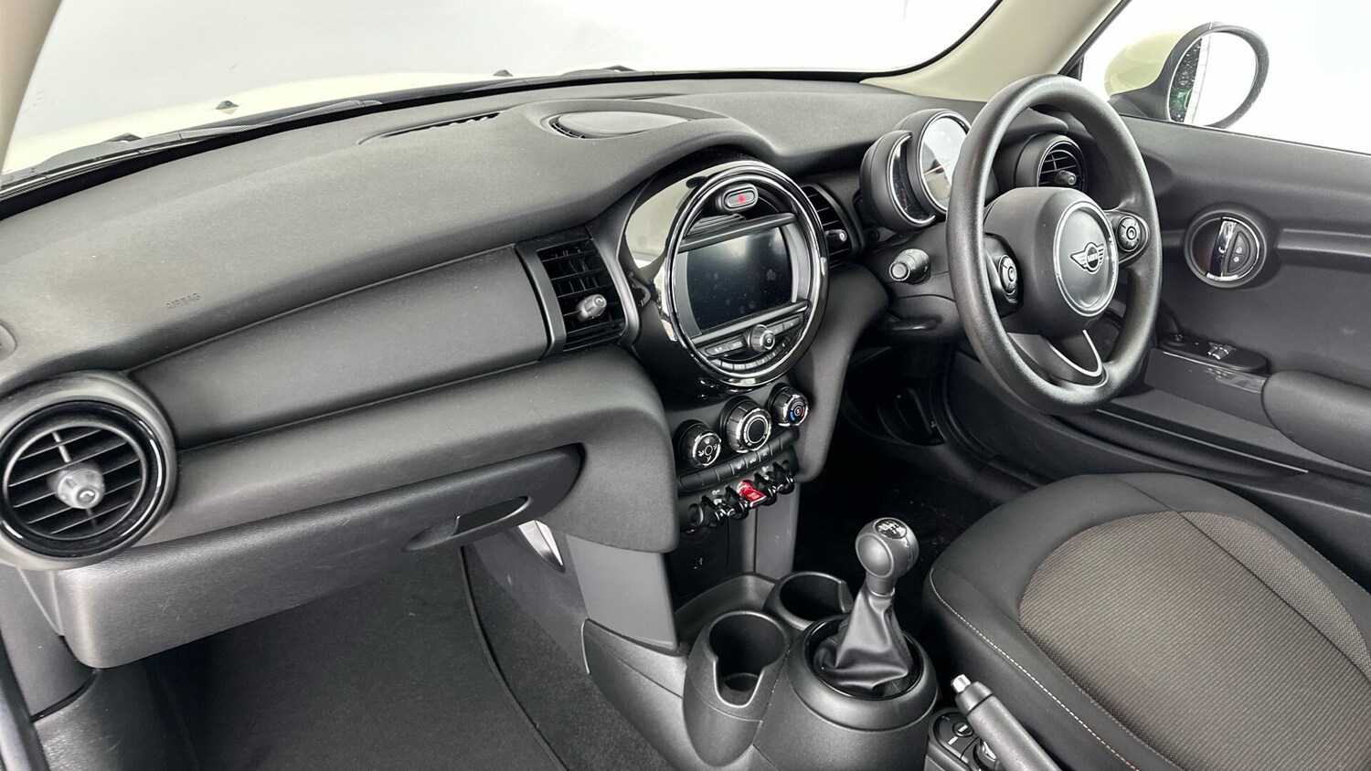 Used MINI Hatch 2019 for sale - 76760246: Photo 7