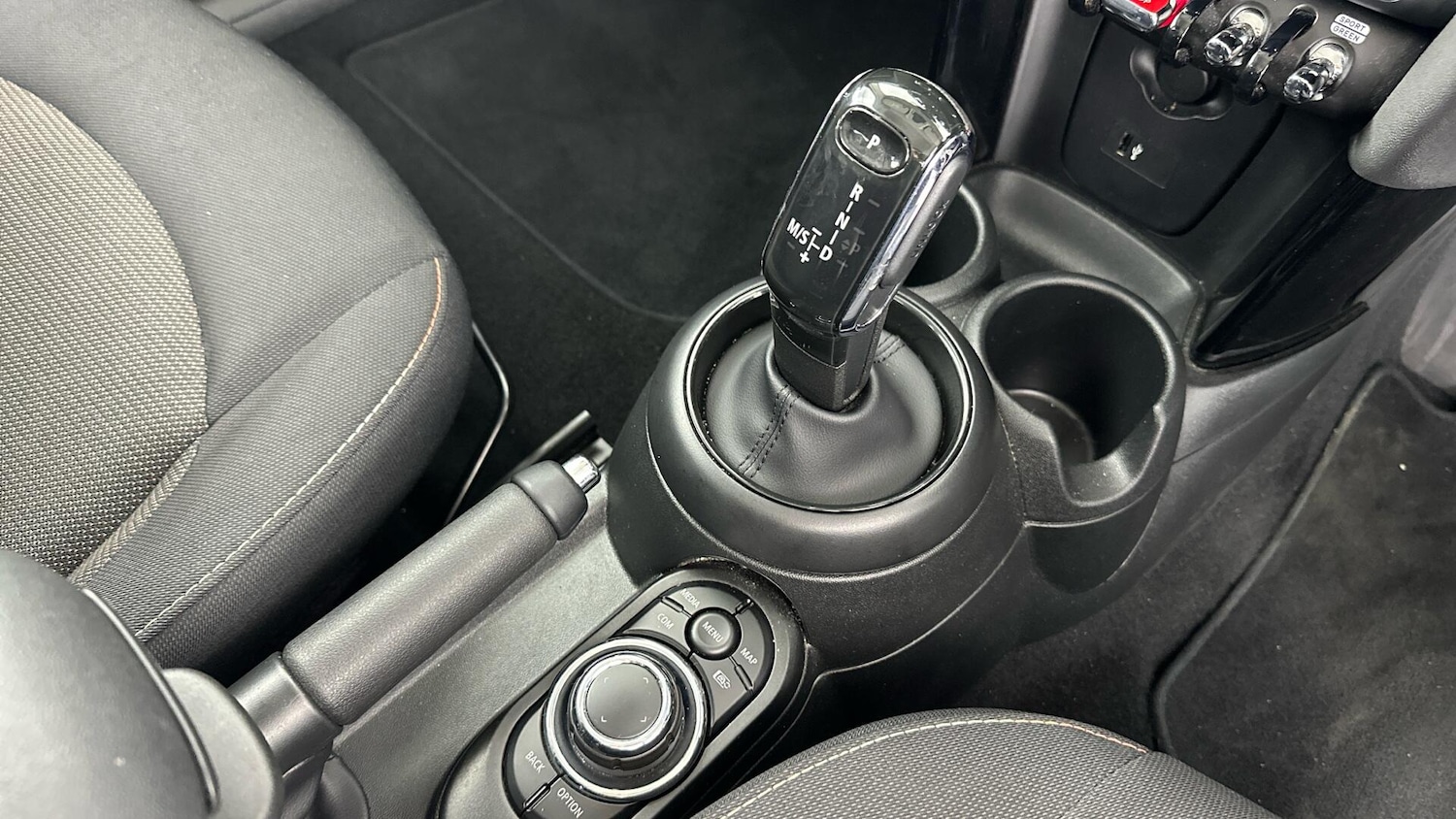 Used MINI Hatch 2024 for sale - 76760495: Photo 10