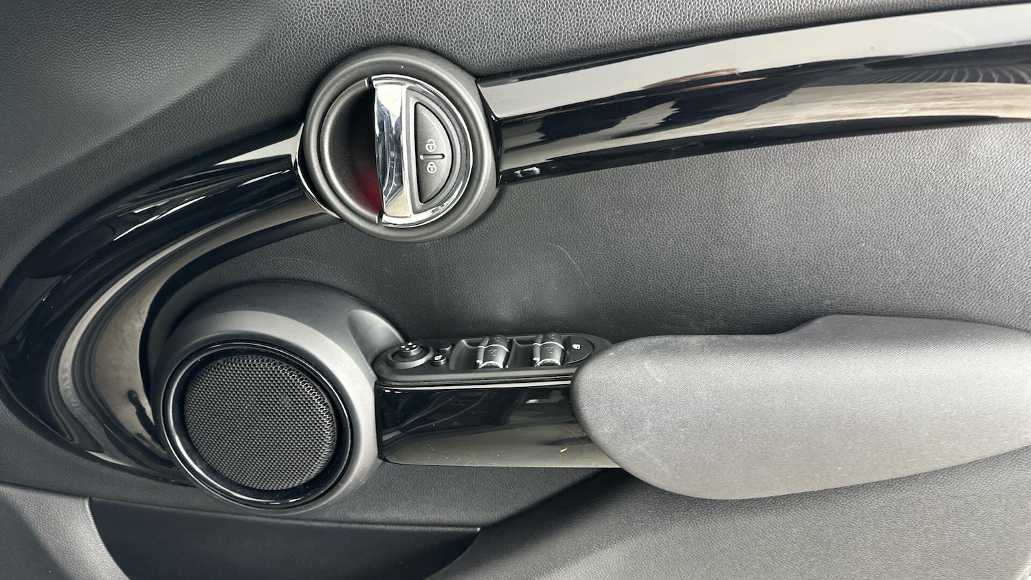 Used MINI Hatch 2018 for sale - 77670621: Photo 20