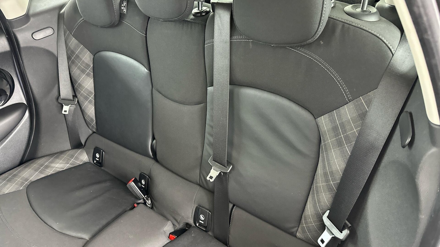 Used MINI Hatch 2018 for sale - 77670621: Photo 24