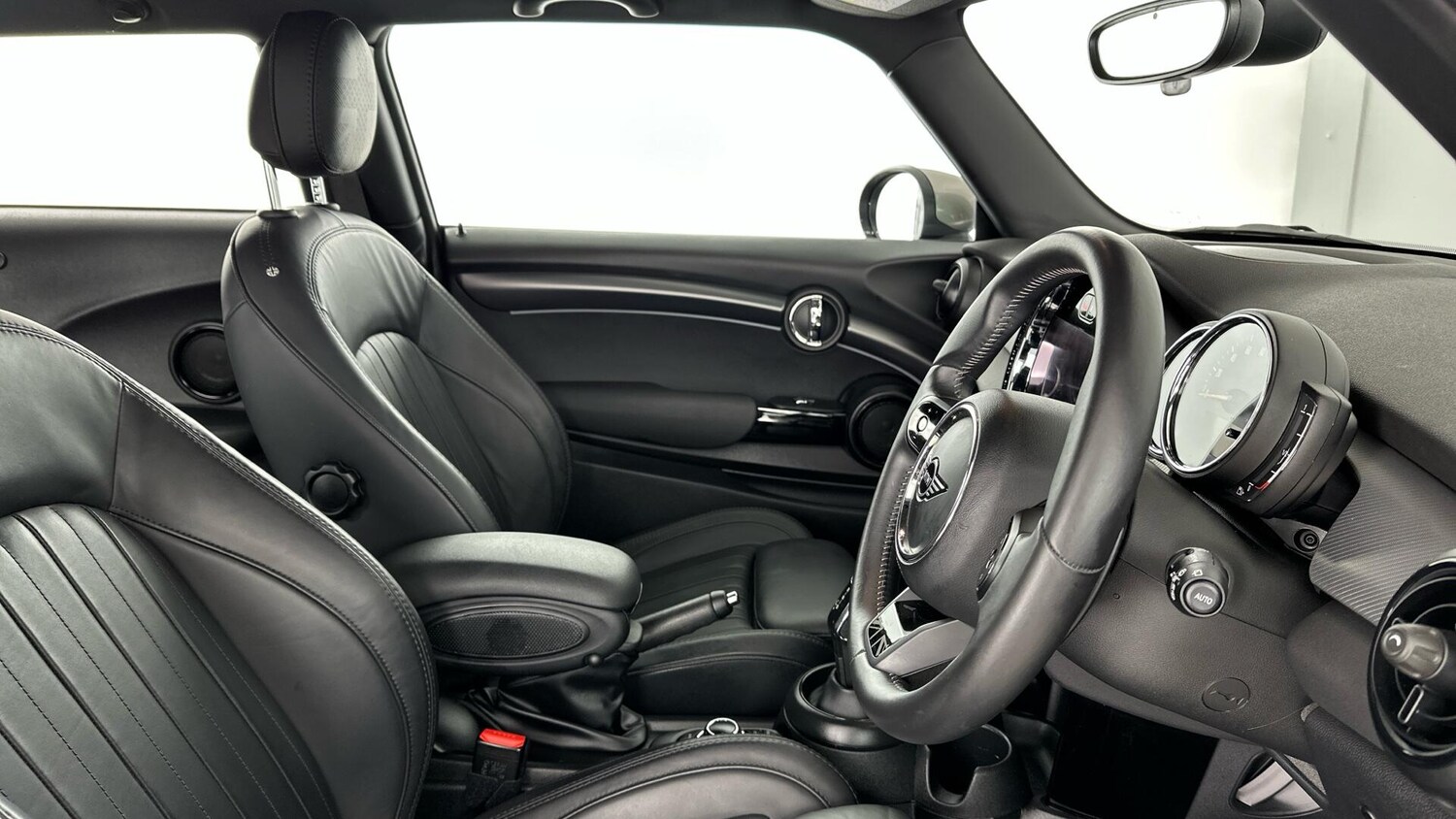 Used MINI Hatch 2023 for sale - 77291918: Photo 11