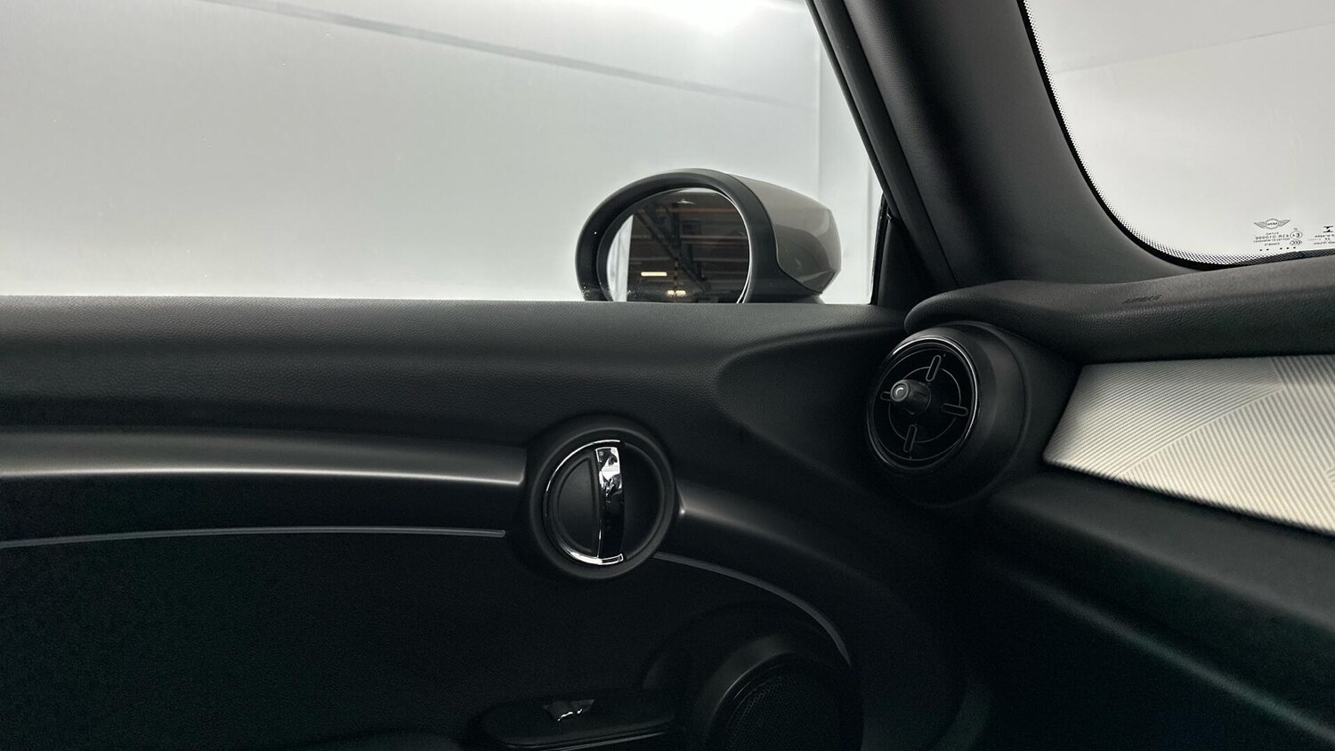 Used MINI Hatch 2023 for sale - 77291918: Photo 33