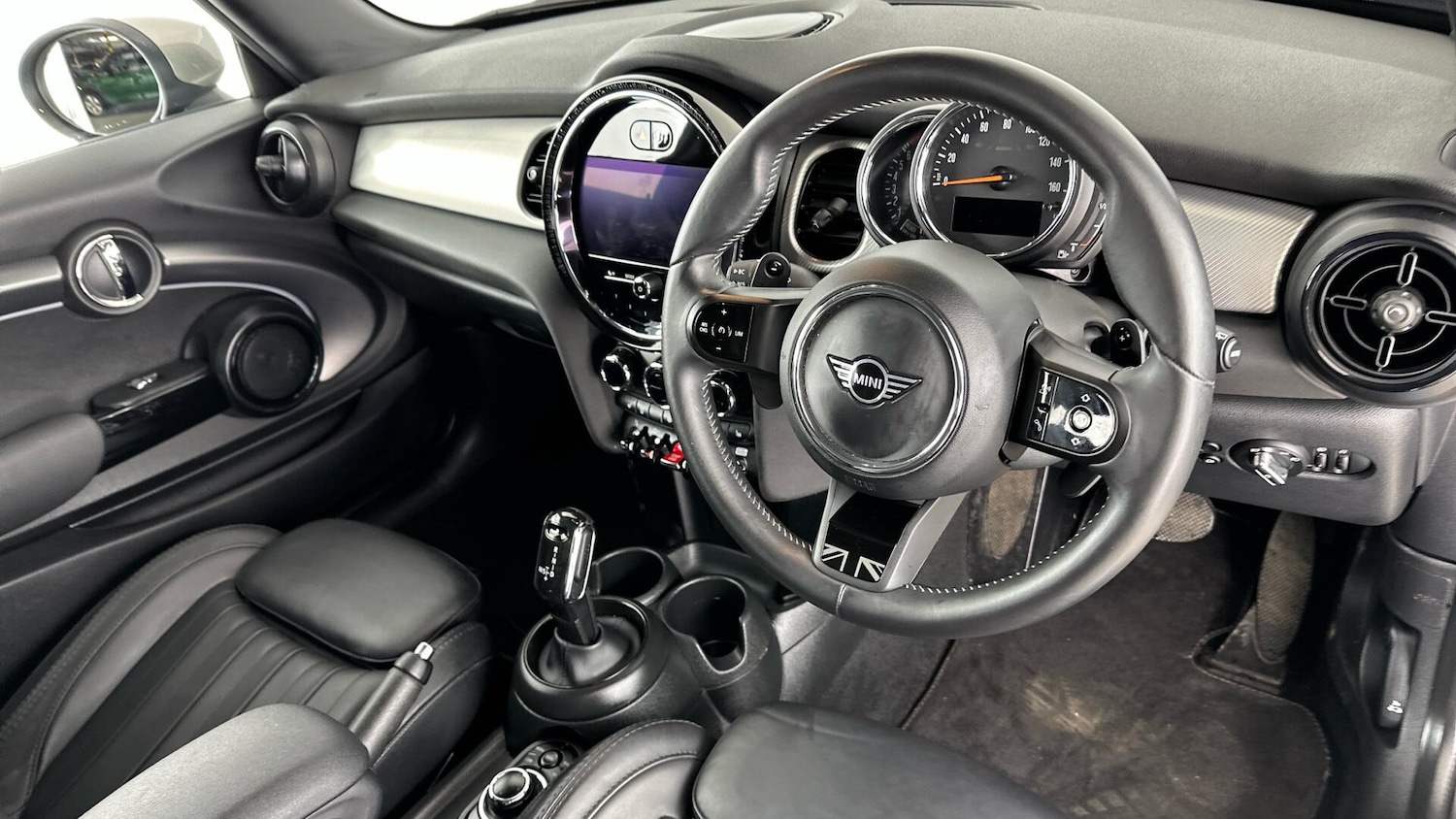 Used MINI Hatch 2023 for sale - 77291918: Photo 4