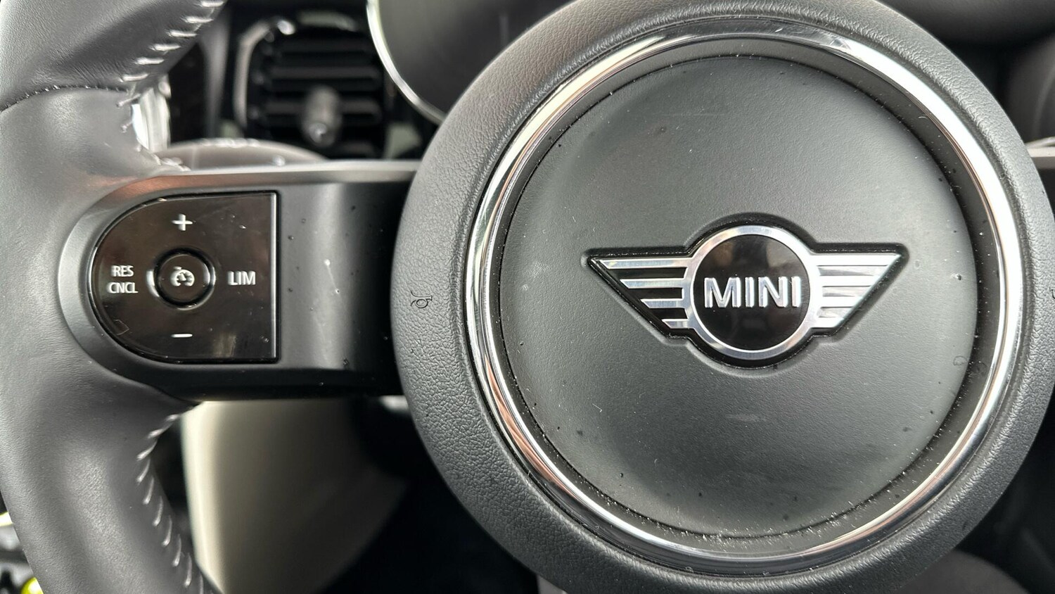 Used MINI Hatch 2022 for sale - 76832840: Photo 17