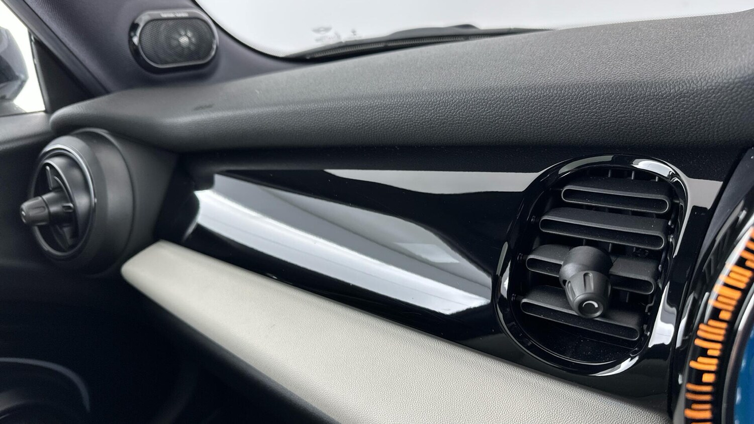 Used MINI Hatch 2022 for sale - 76832840: Photo 32