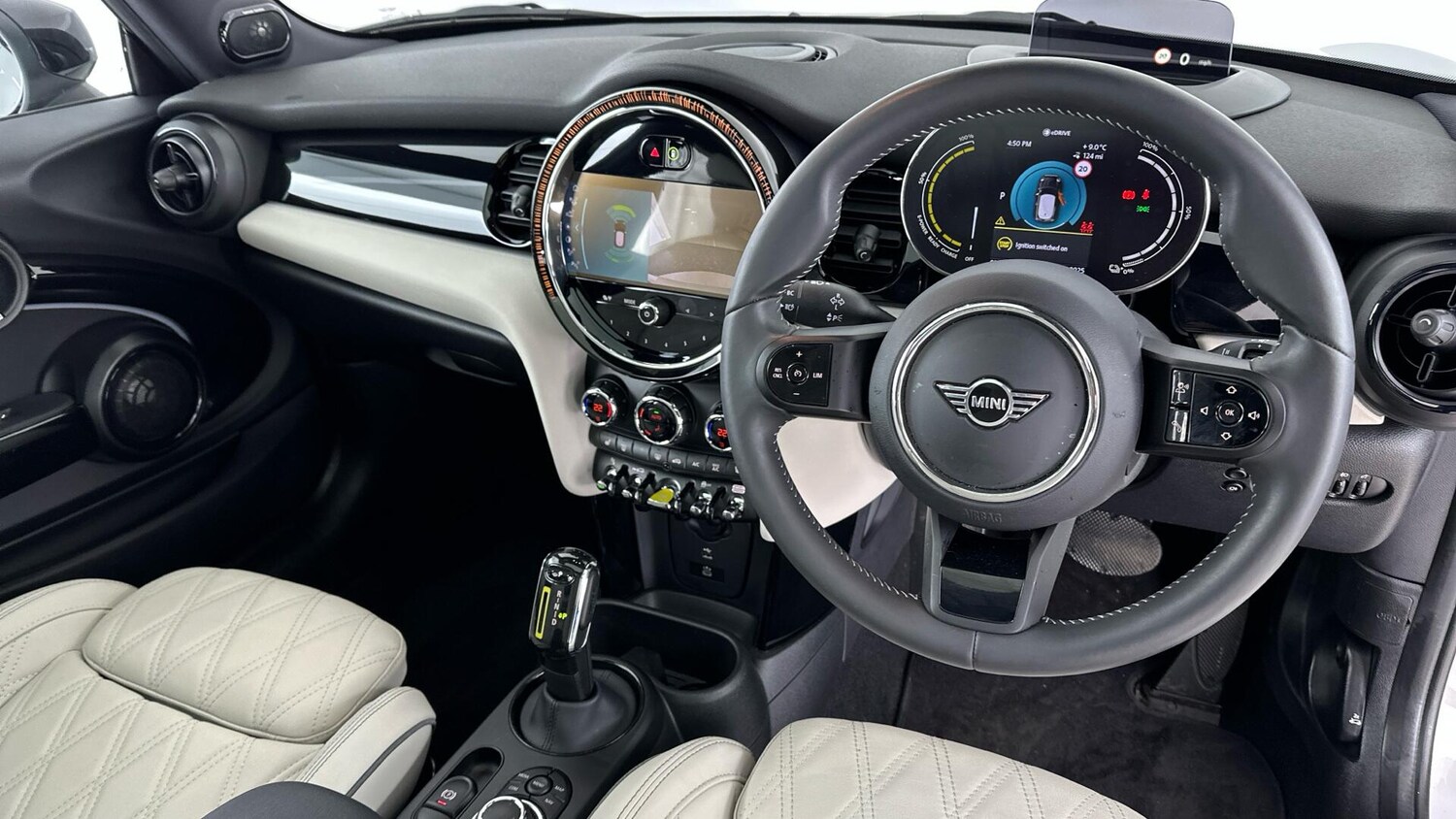 Used MINI Hatch 2022 for sale - 76832840: Photo 4