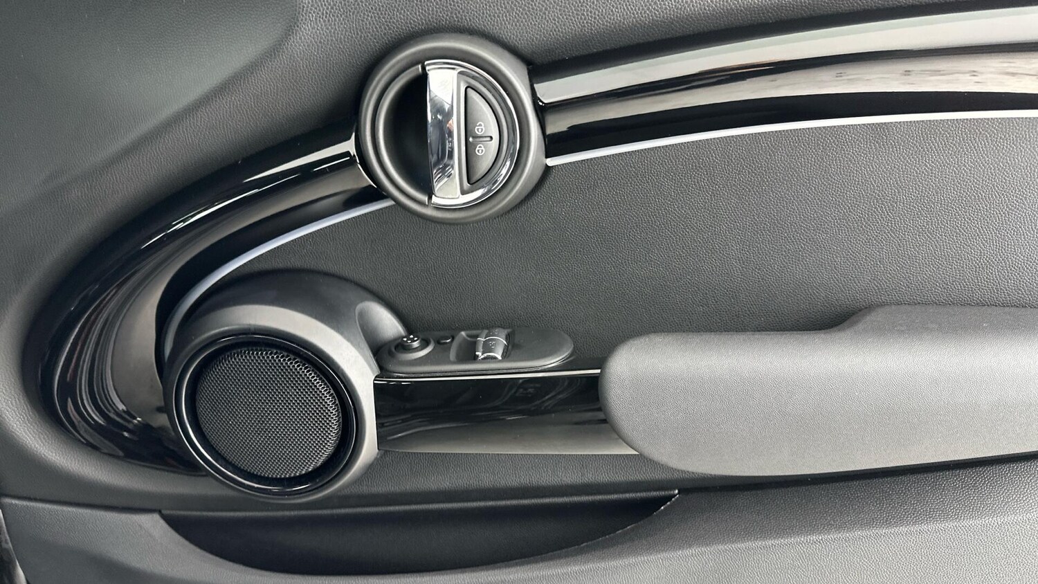 Used MINI Hatch 2022 for sale - 76760356: Photo 20