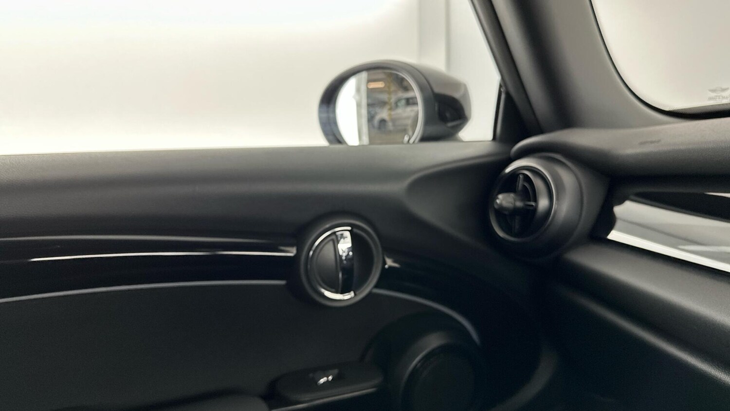 Used MINI Hatch 2022 for sale - 76760356: Photo 33