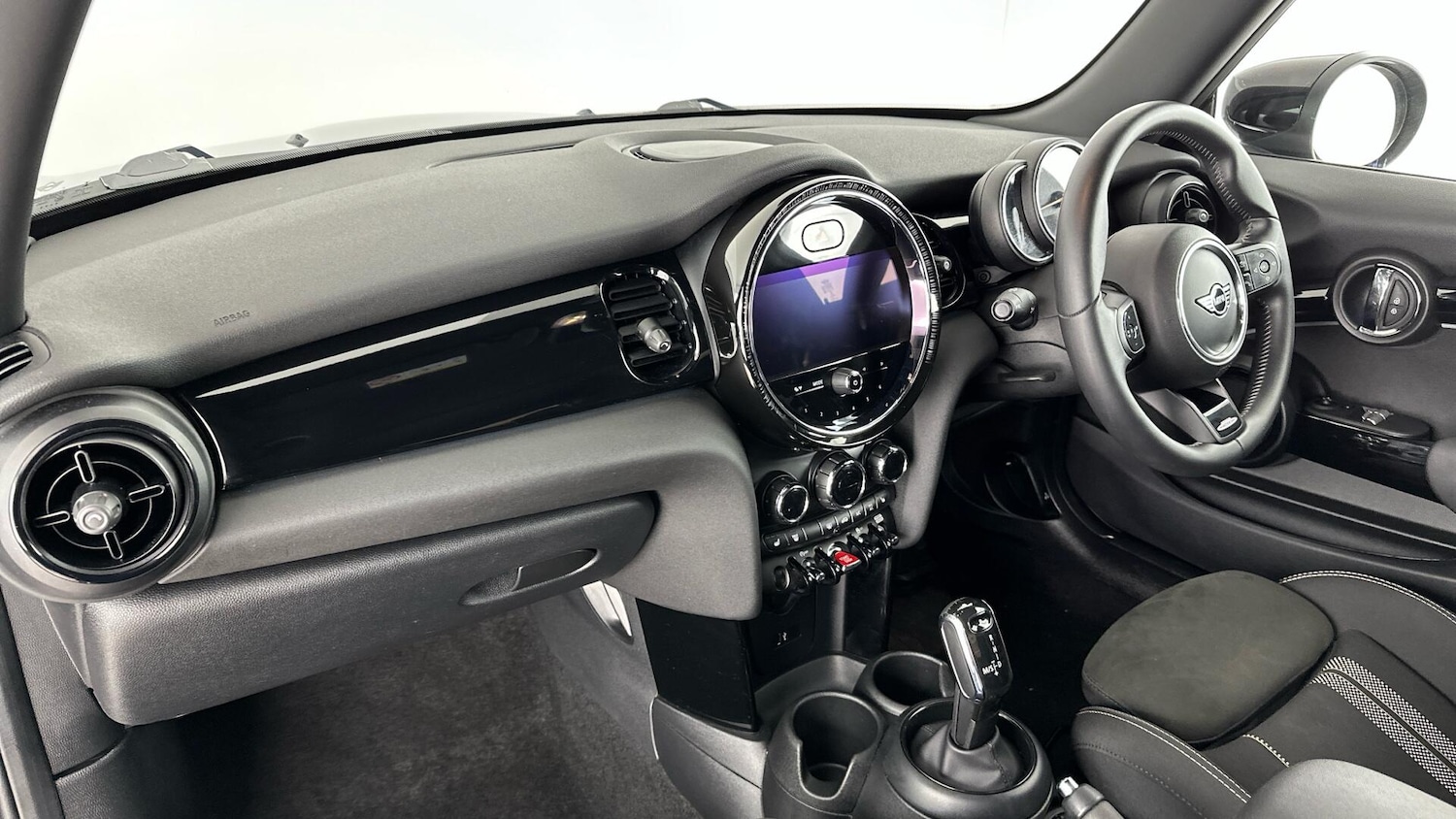 Used MINI Hatch 2022 for sale - 76760356: Photo 7