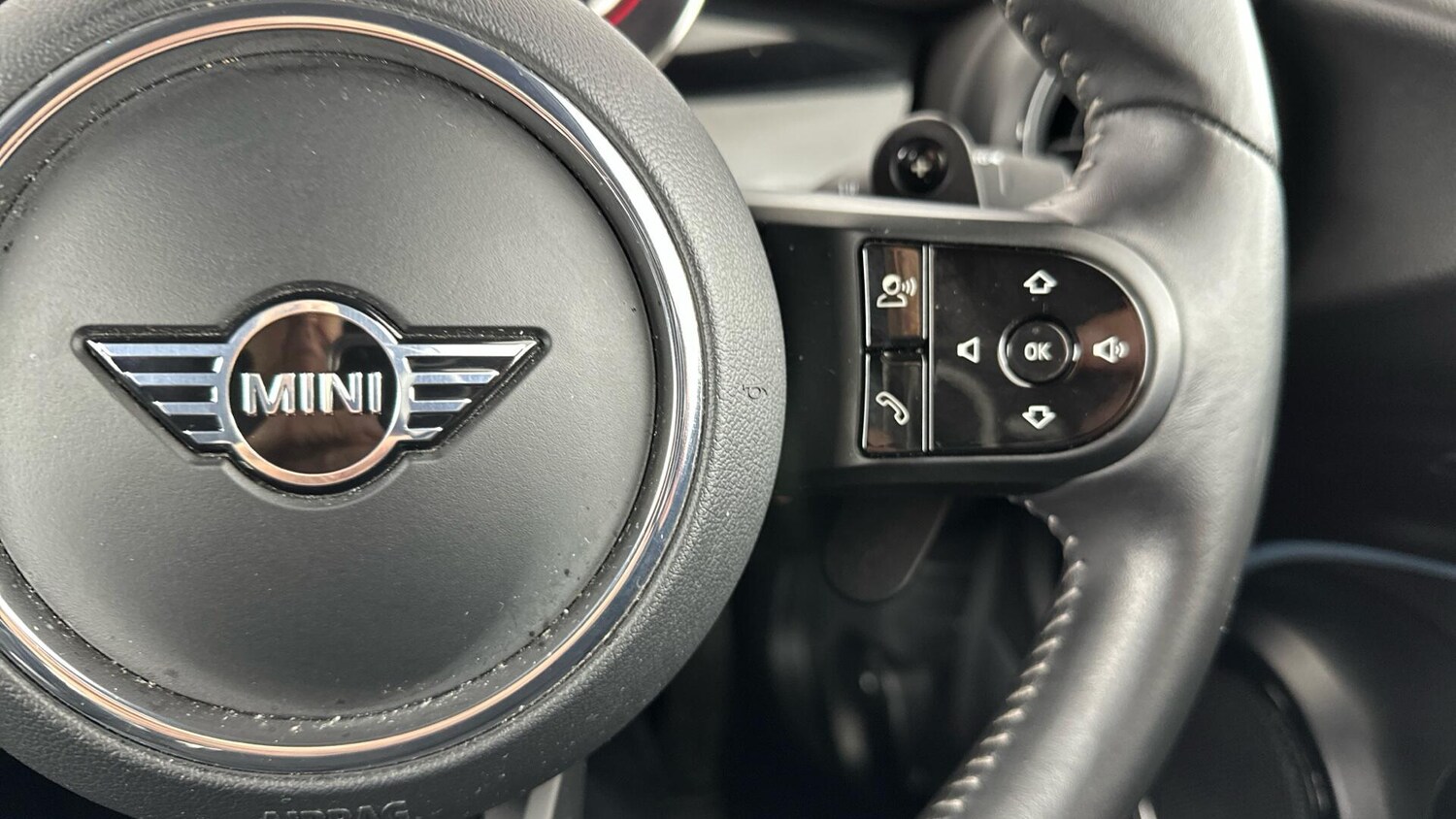 Used MINI Convertible 2023 for sale - 76760497: Photo 18