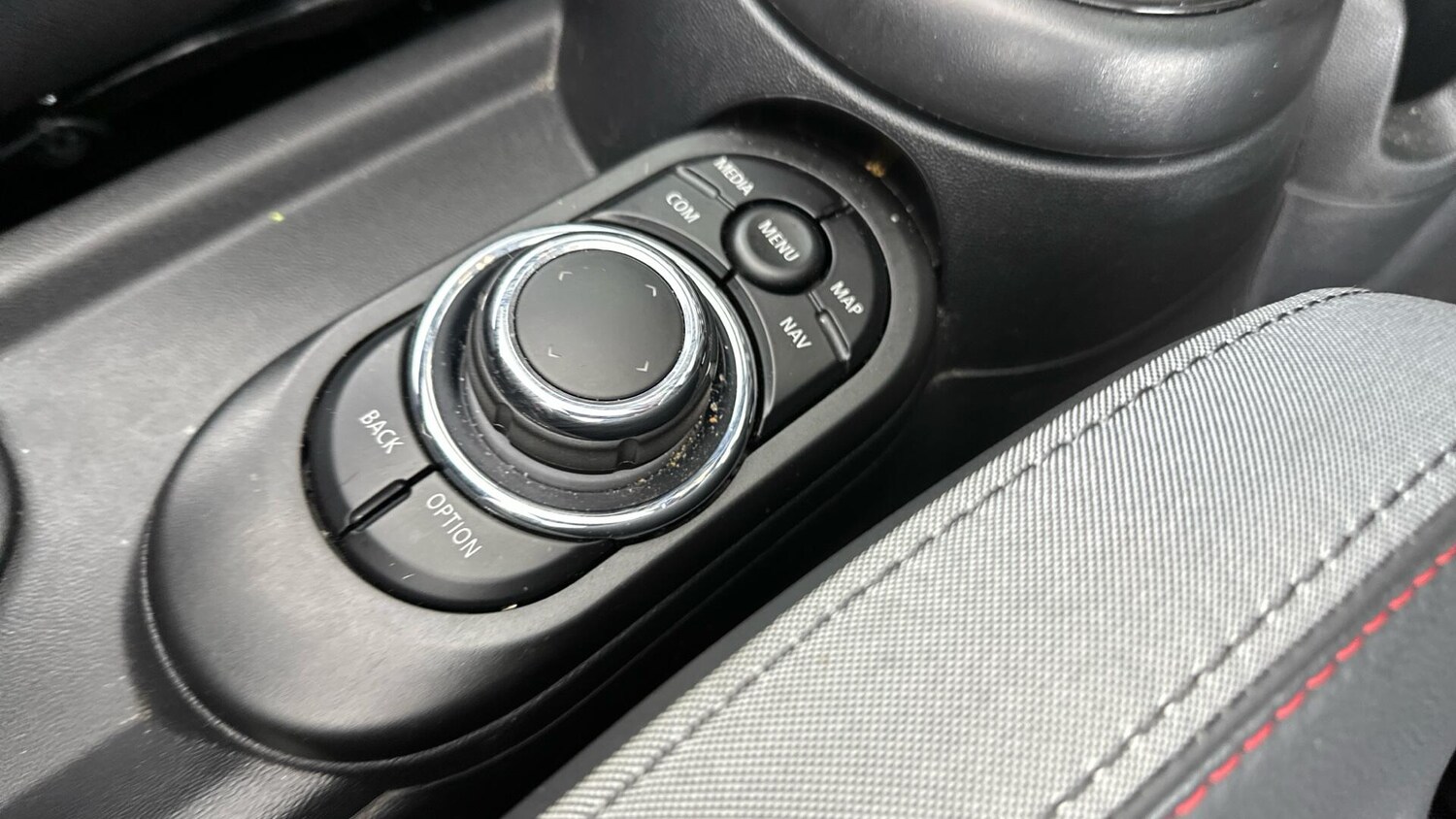 Used MINI Convertible 2023 for sale - 76760497: Photo 19