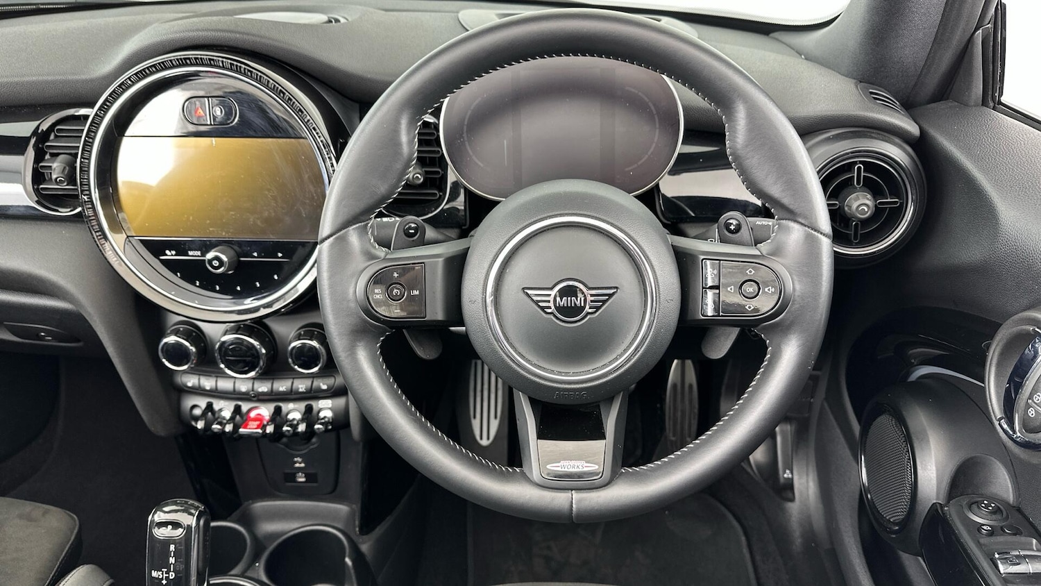 Used MINI Convertible 2023 for sale - 76760497: Photo 5