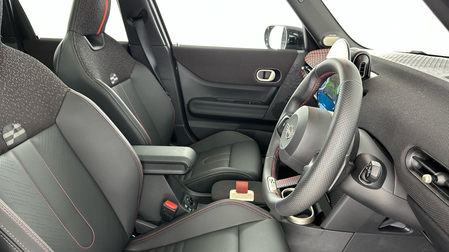 Used MINI Cooper 2025 for sale - 76760457: Photo 11