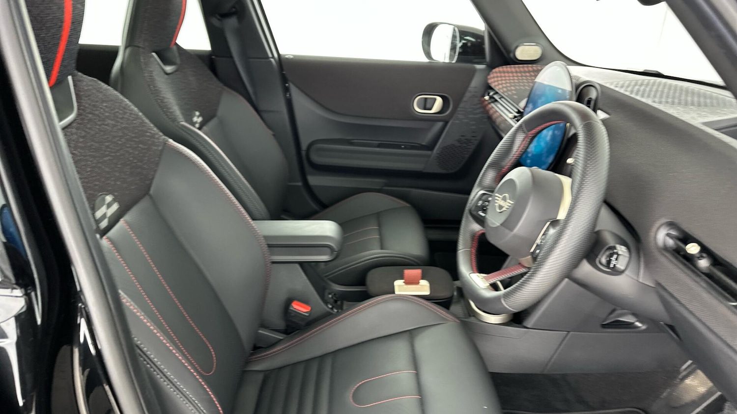 Used MINI Hatch 2025 for sale - 76850104: Photo 11