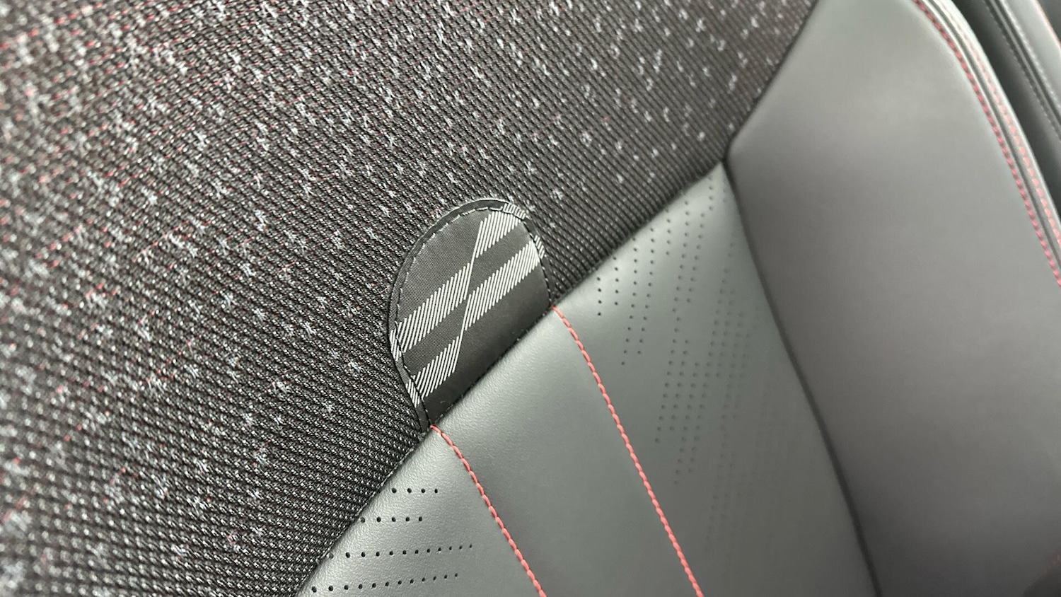 Used MINI Cooper 2025 for sale - 76760466: Photo 27