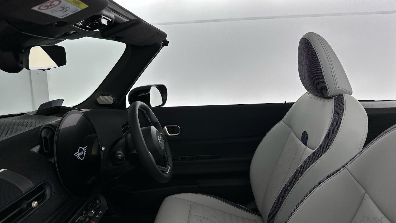 Used MINI Convertible 2025 for sale - 76780948: Photo 23