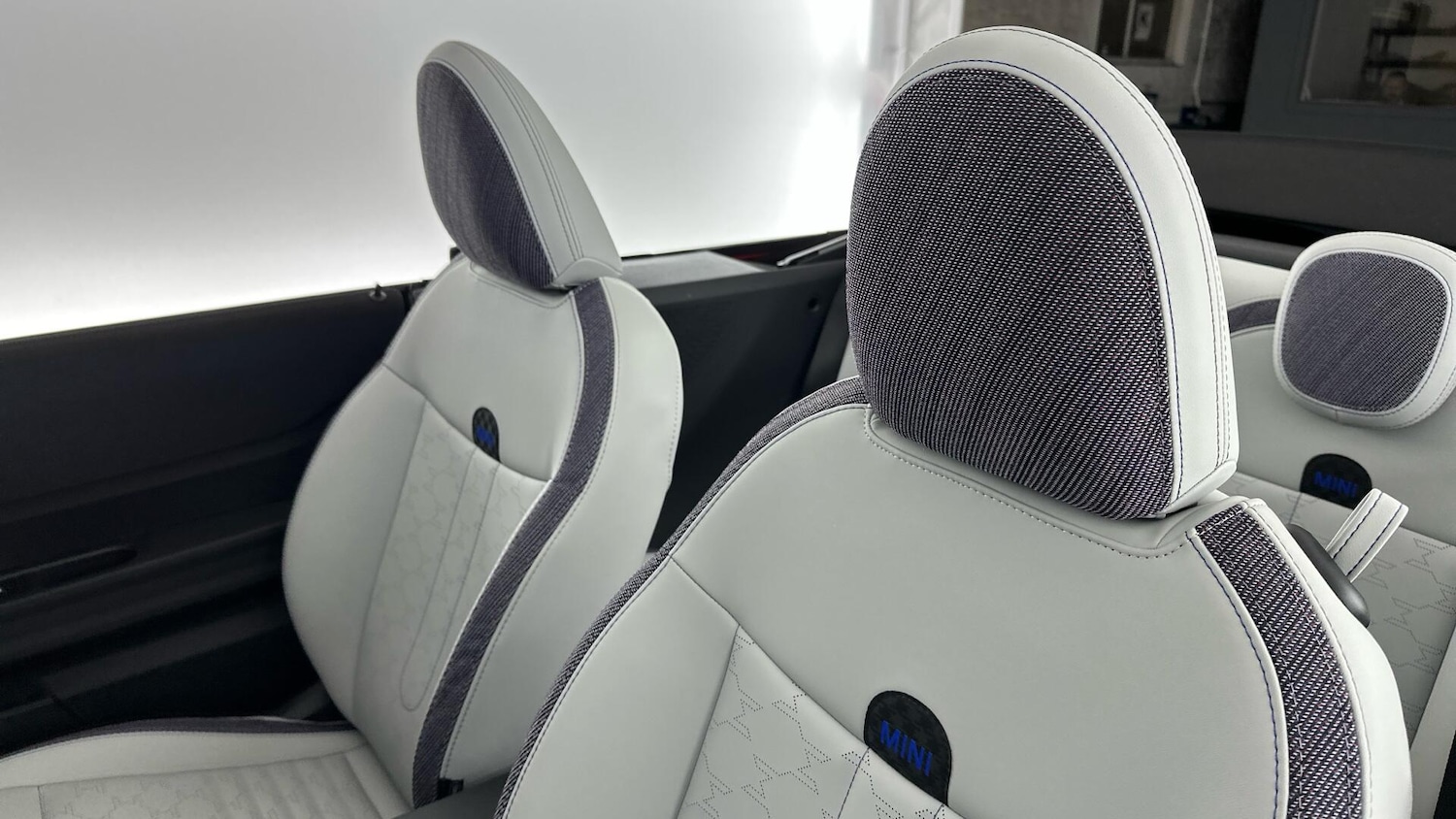 Used MINI Convertible 2025 for sale - 76780948: Photo 25
