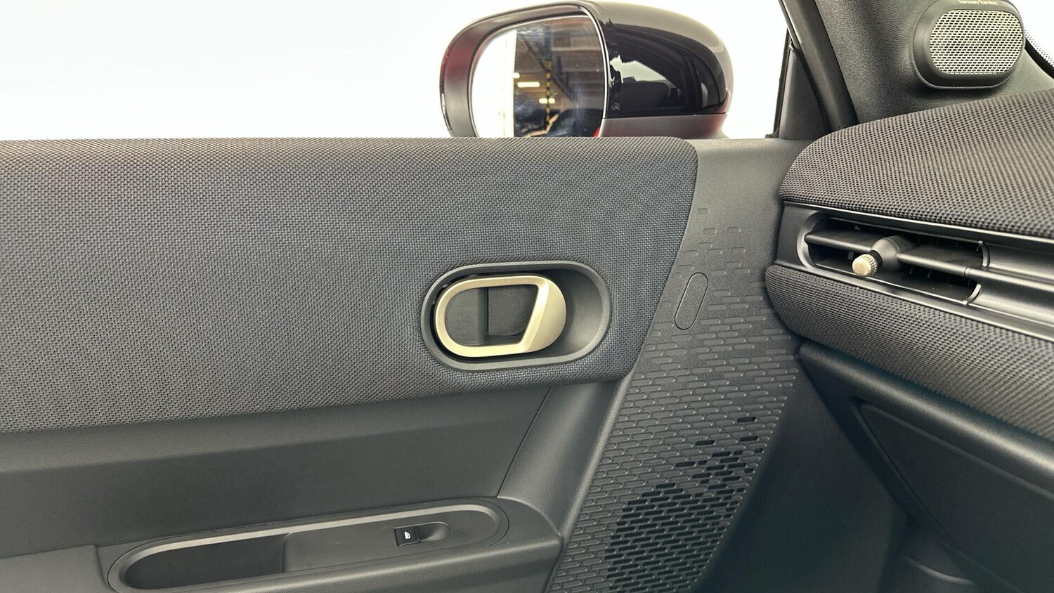 Used MINI Convertible 2025 for sale - 76780948: Photo 34