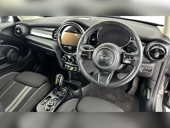 Used MINI Hatch 2022 for sale - 77510835: Photo