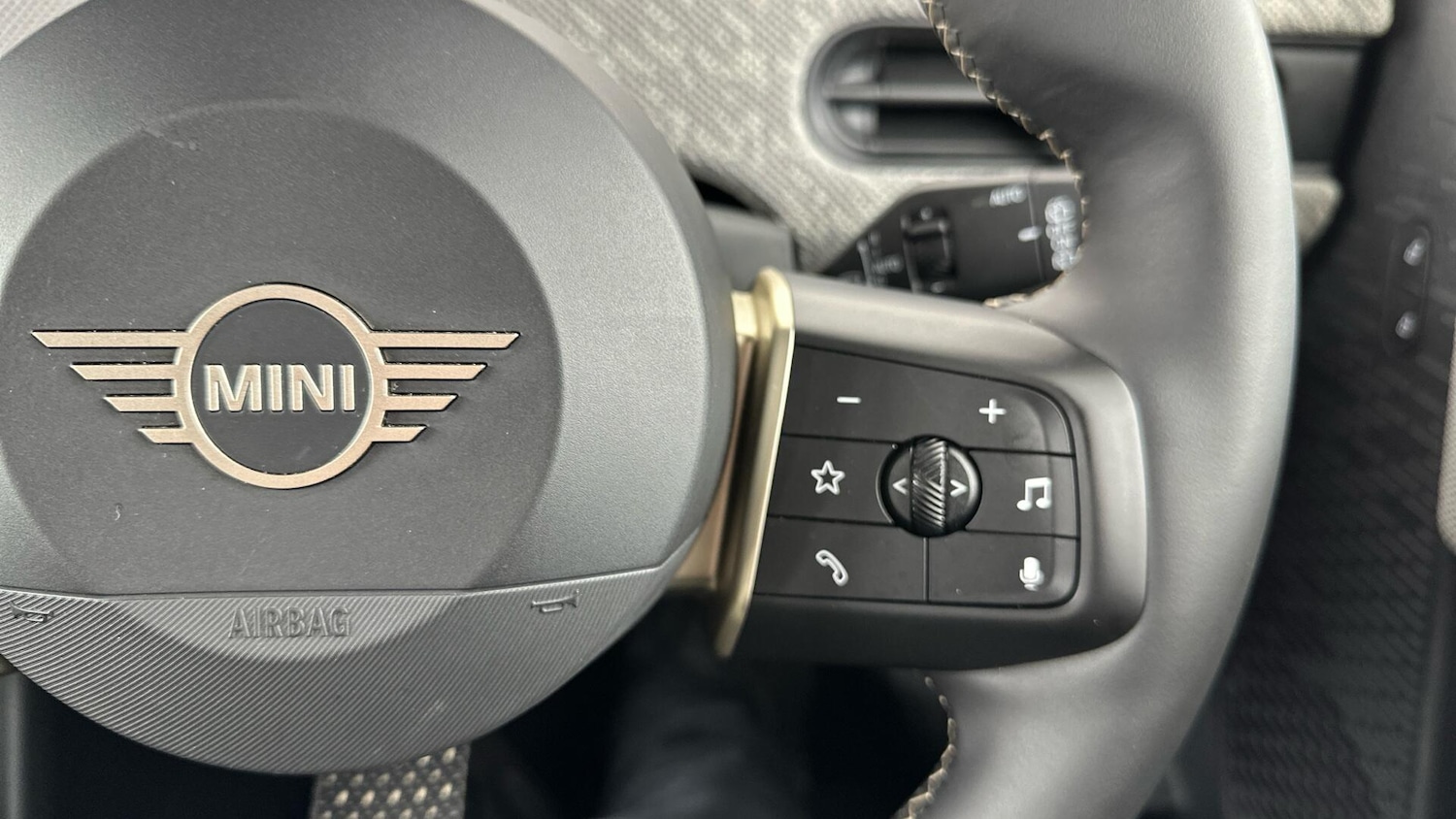 Used MINI Cooper 2025 for sale - 76760417: Photo 18