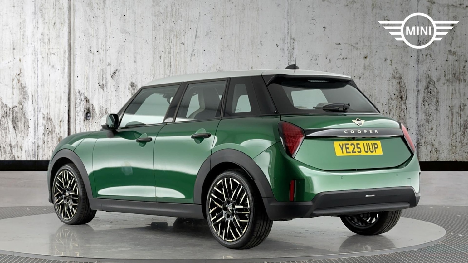 Used MINI Cooper 2025 for sale - 76760417: Photo 2