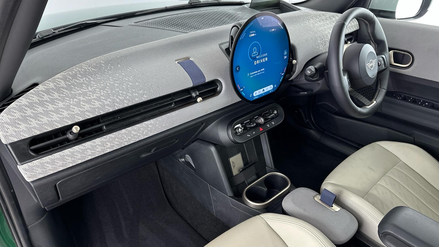 Used MINI Cooper 2025 for sale - 76760417: Photo 7