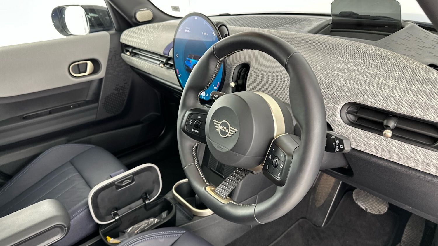 Used MINI Cooper 2025 for sale - 76760485: Photo 6