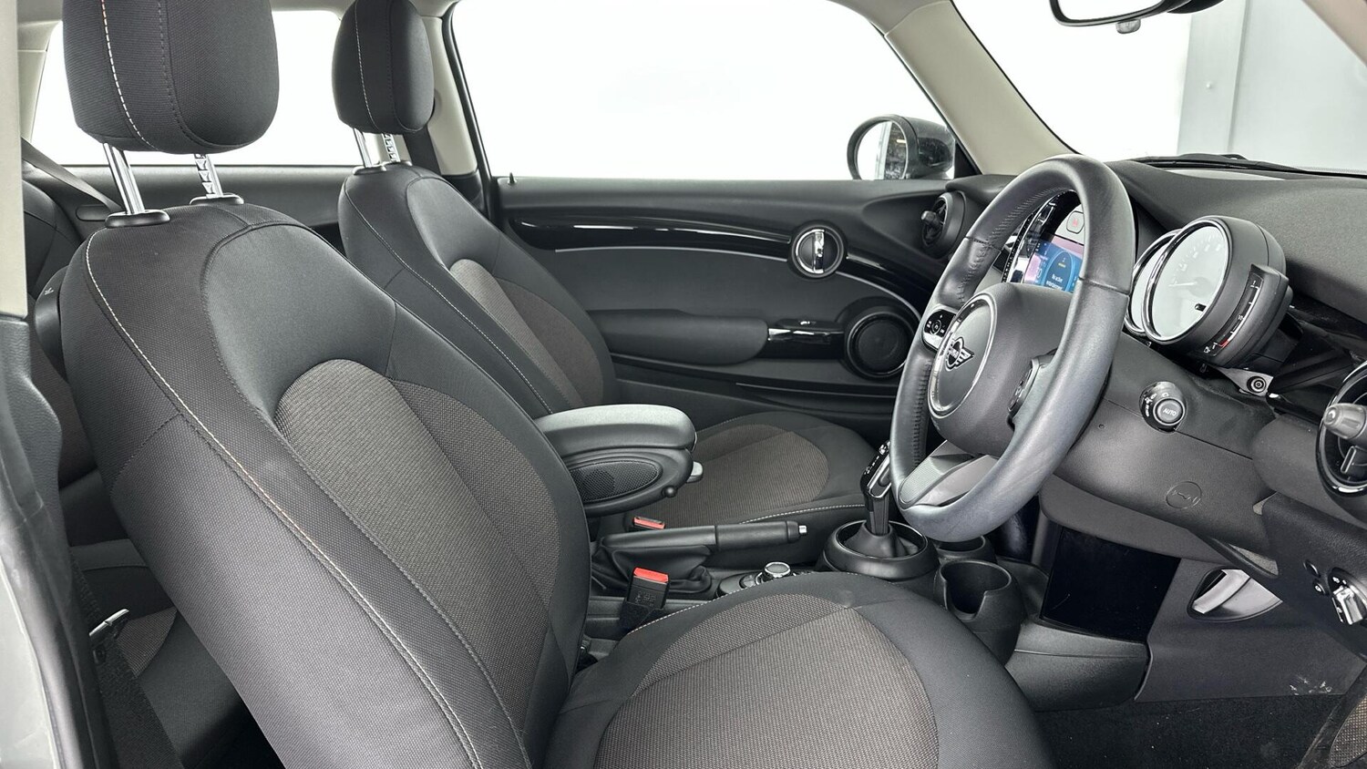 Used MINI Hatch 2022 for sale - 76760232: Photo 11