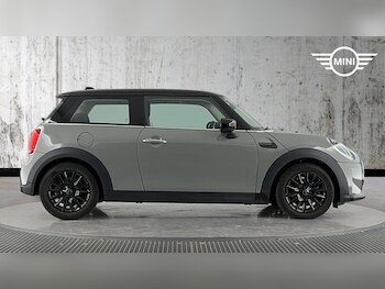 Used MINI Hatch 2022 for sale - 76760232: Photo