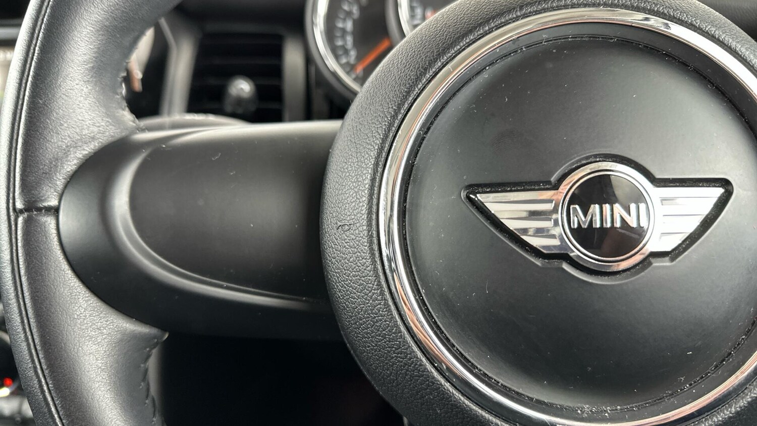 Used MINI Hatch 2017 for sale - 76760377: Photo 17