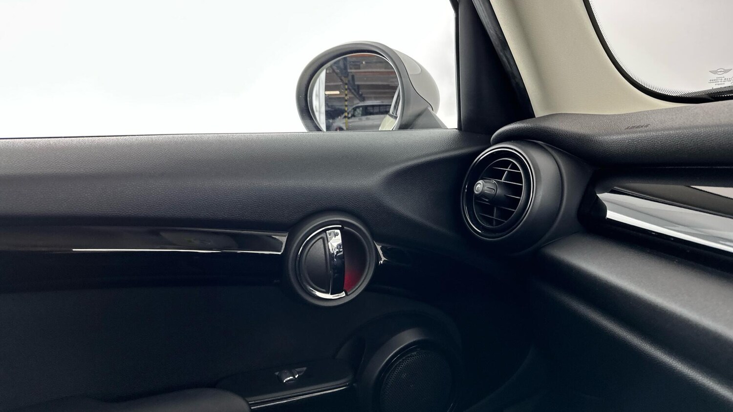 Used MINI Hatch 2017 for sale - 76760377: Photo 34