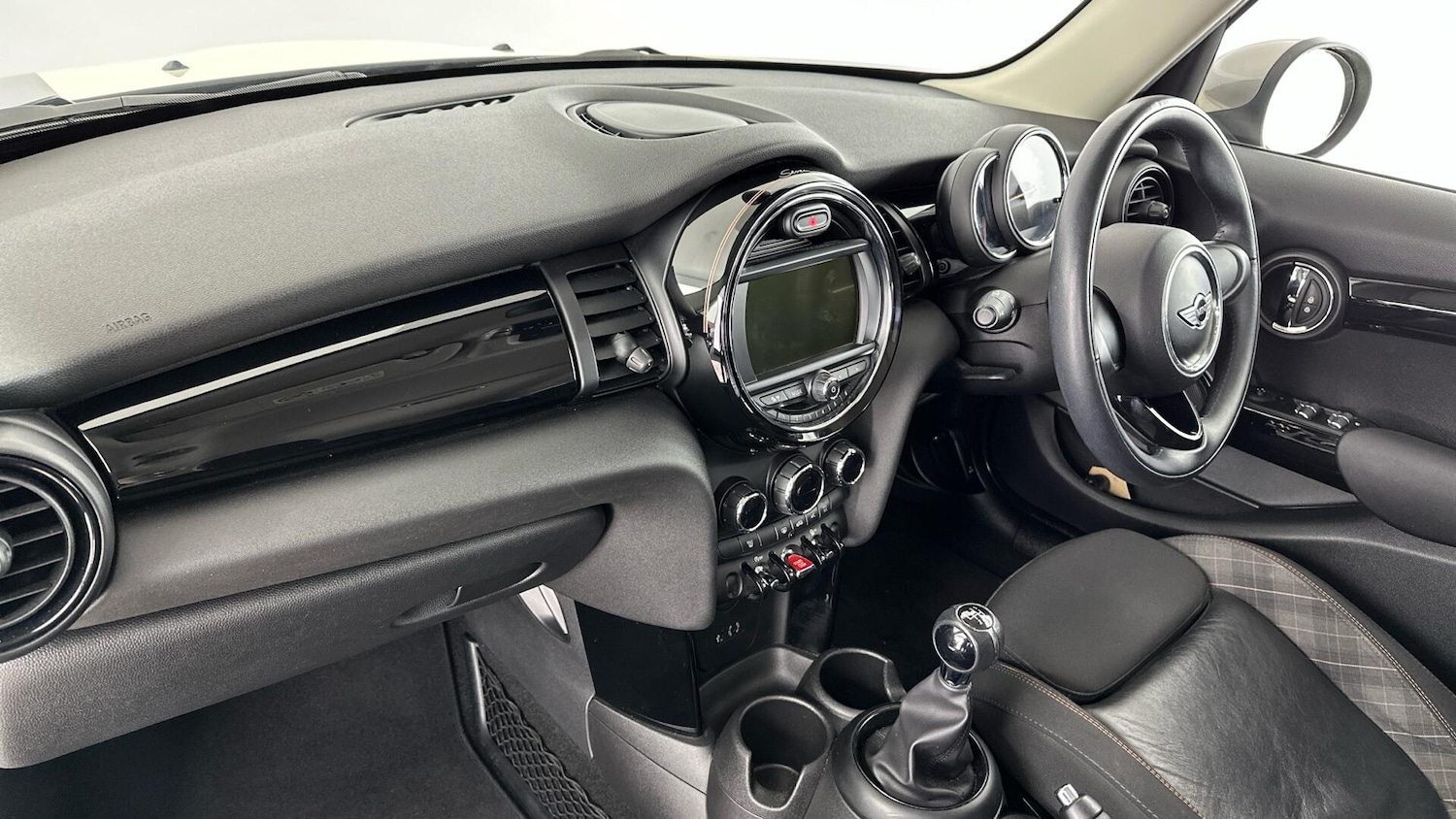 Used MINI Hatch 2017 for sale - 76760377: Photo 7