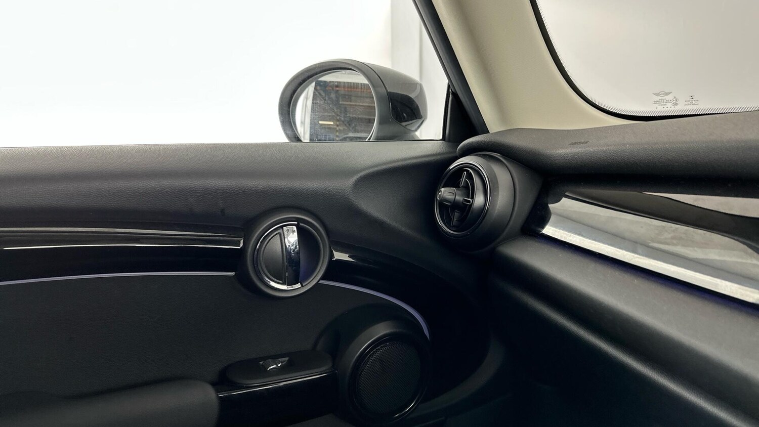 Used MINI Hatch 2022 for sale - 76760334: Photo 28