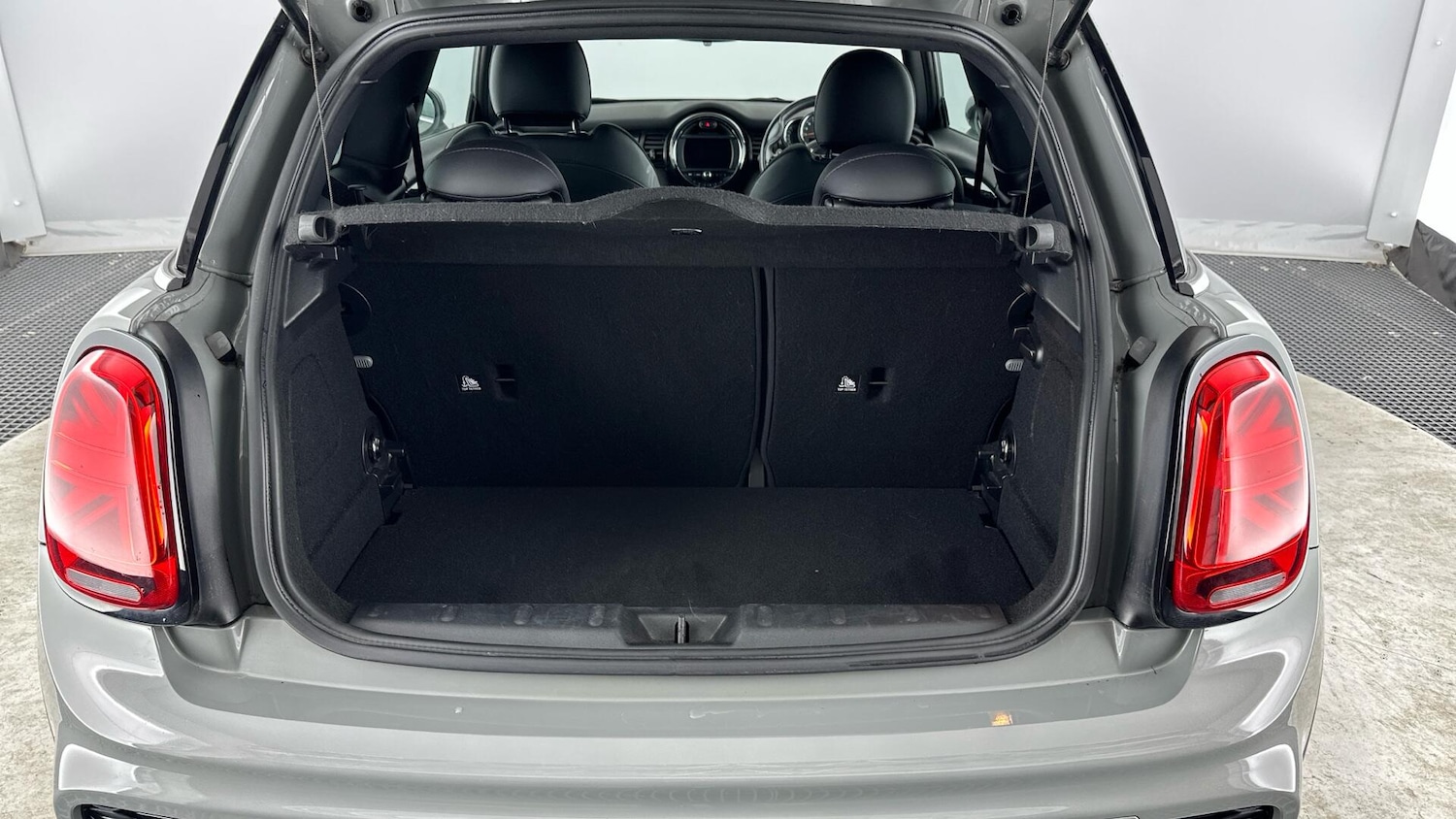 Used MINI Hatch 2019 for sale - 77633050: Photo 13