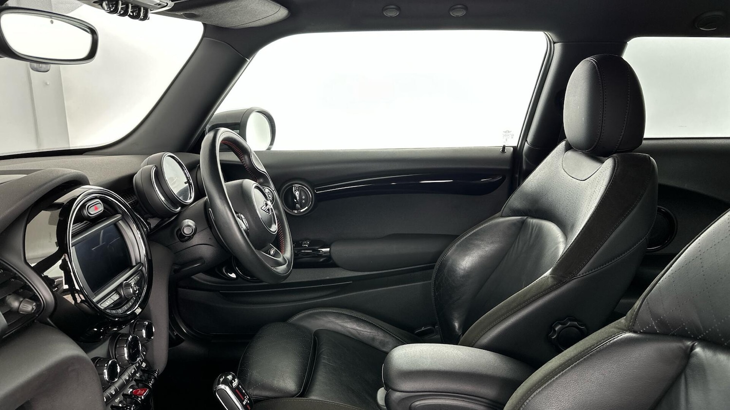 Used MINI Hatch 2019 for sale - 77633050: Photo 24