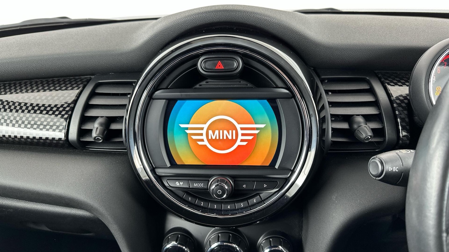 Used MINI Hatch 2019 for sale - 77633050: Photo 8