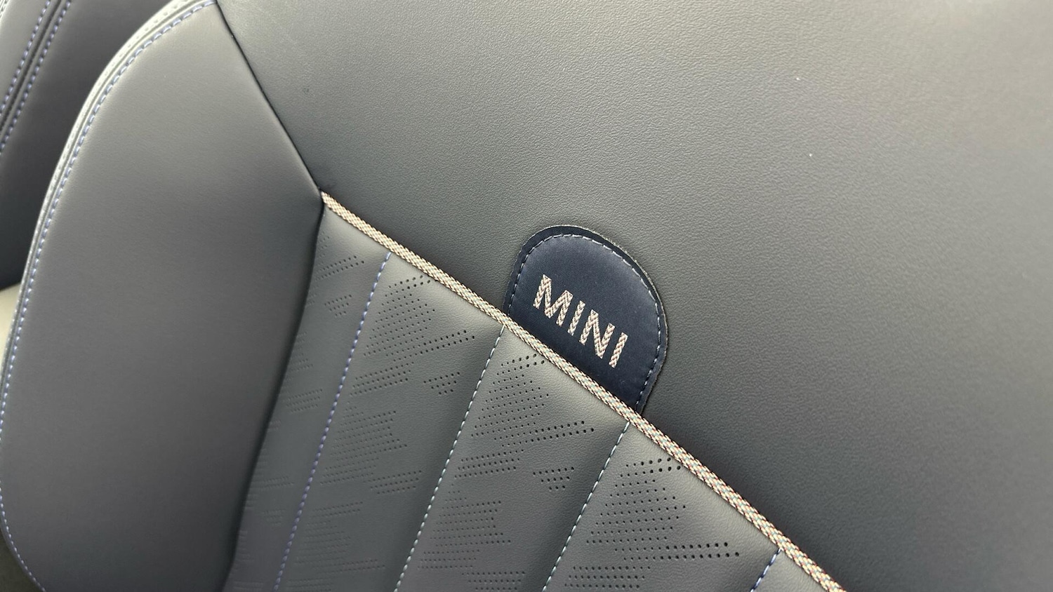 Used MINI Cooper 2025 for sale - 76760496: Photo 24