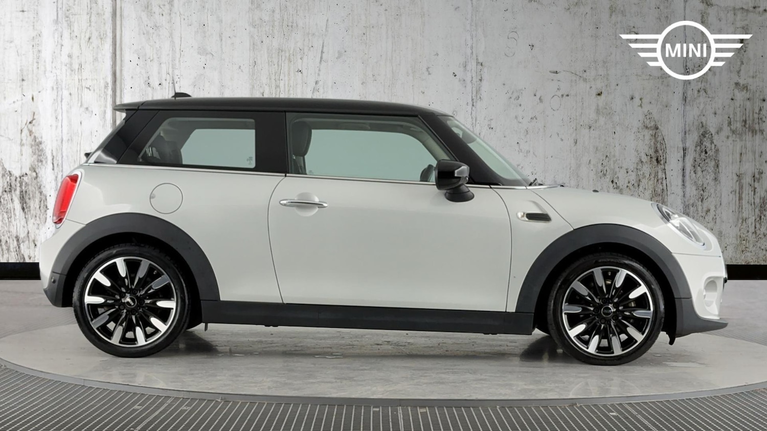 Used MINI Hatch 2020 for sale - 76760351: Photo 3