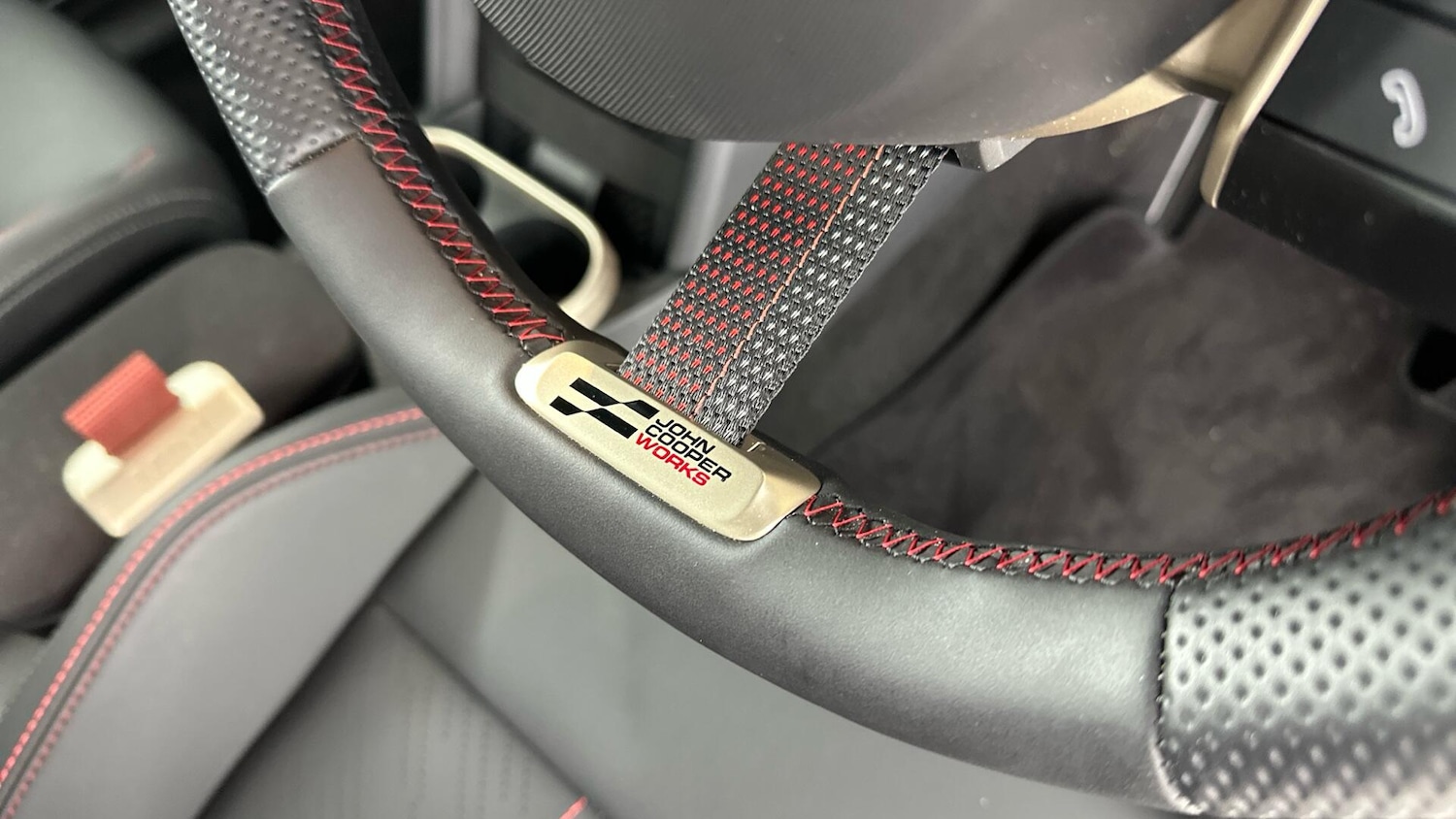 Used MINI Cooper 2024 for sale - 76760494: Photo 32