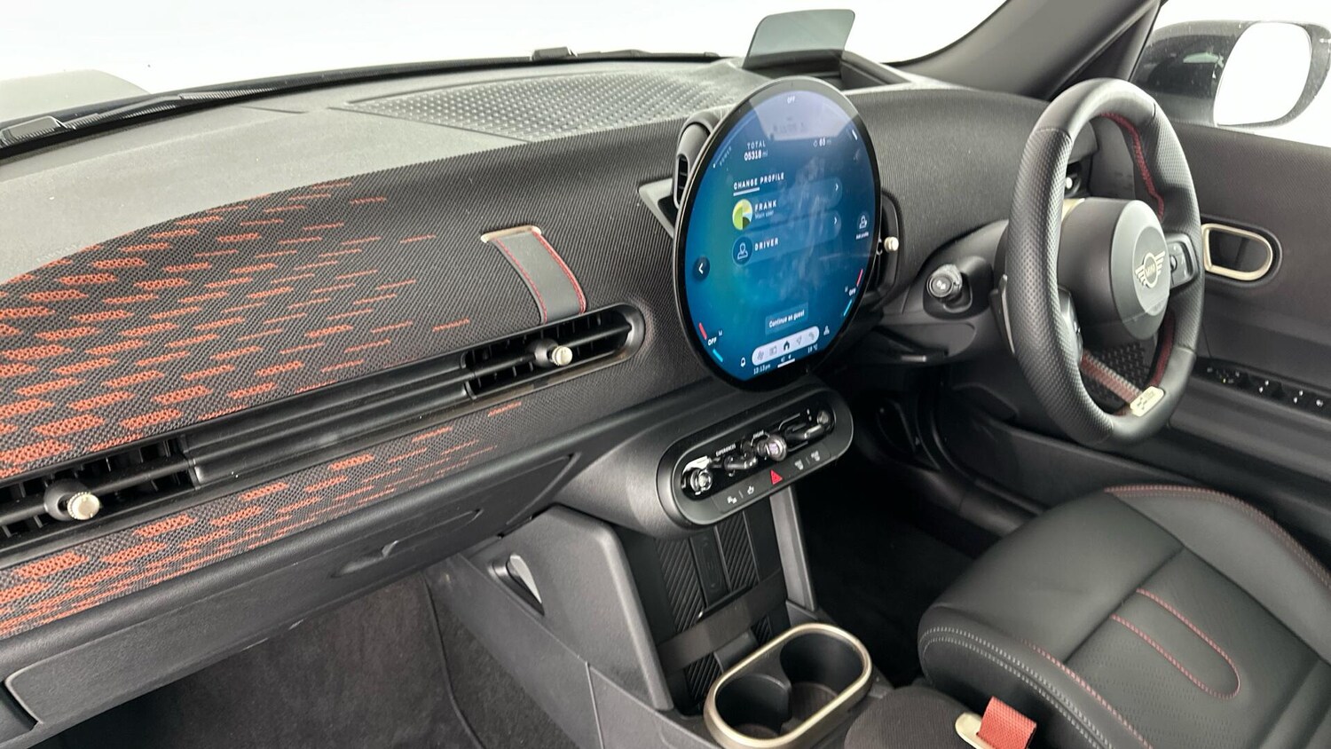 Used MINI Cooper 2024 for sale - 76760494: Photo 7