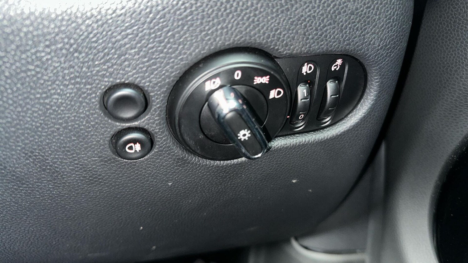 Used MINI Hatch 2022 for sale - 76780567: Photo 27