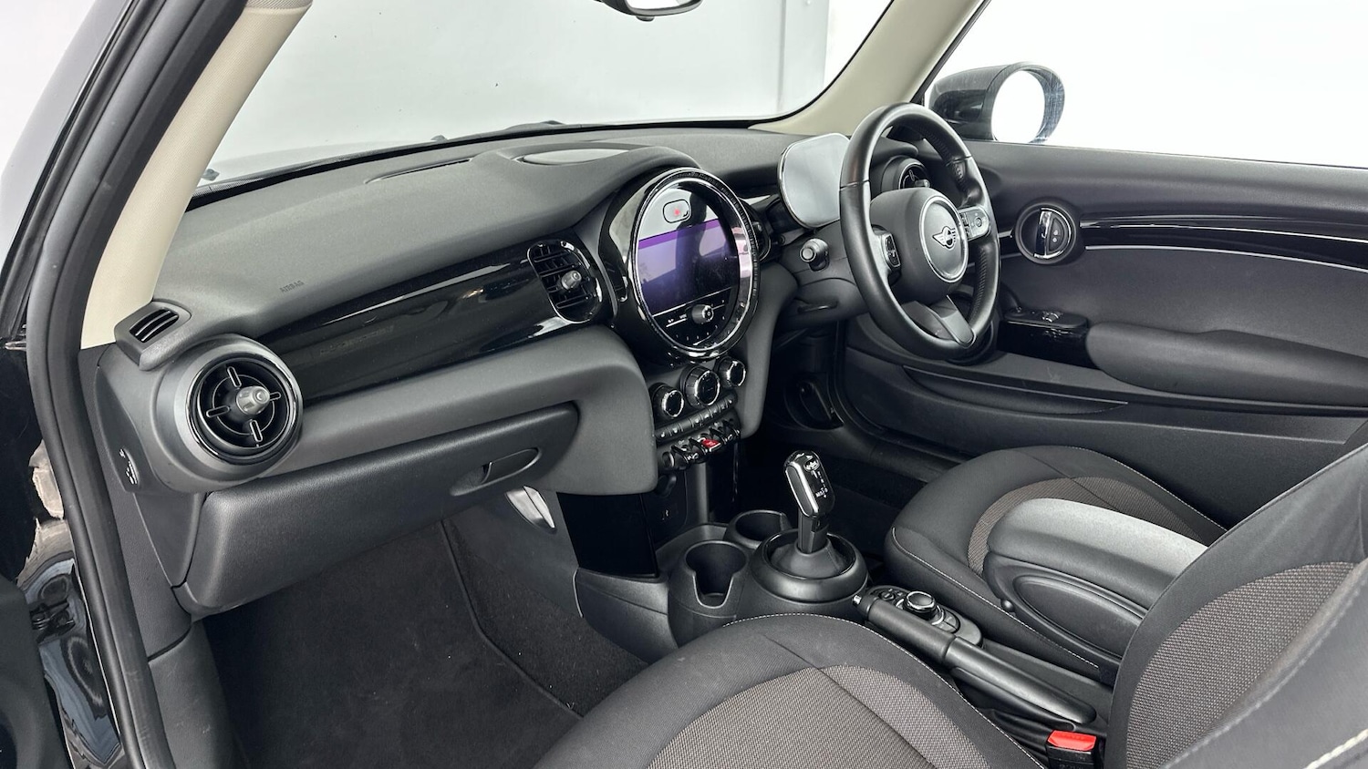 Used MINI Hatch 2022 for sale - 76780567: Photo 7