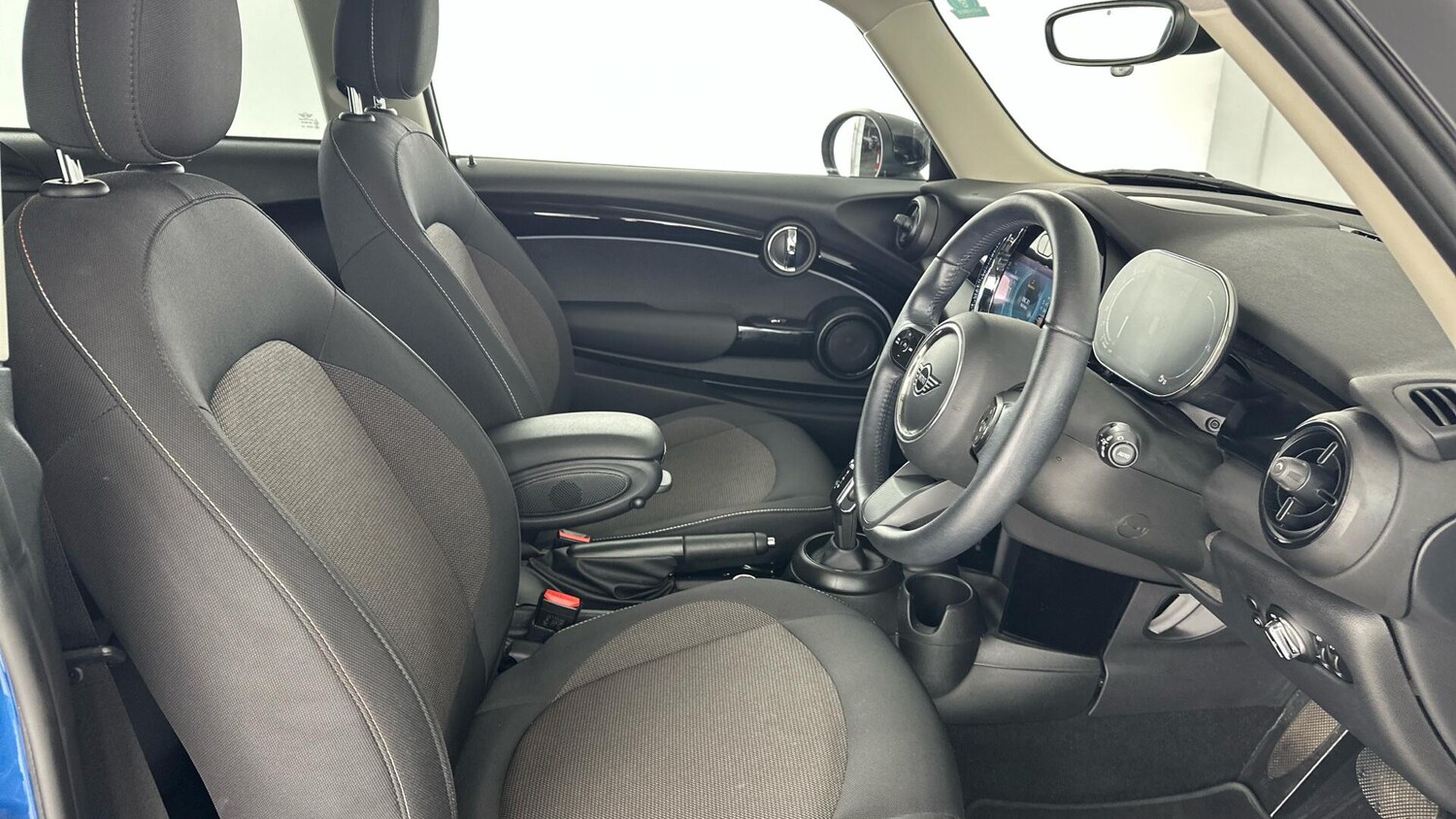 Used MINI Hatch 2022 for sale - 76760241: Photo 11