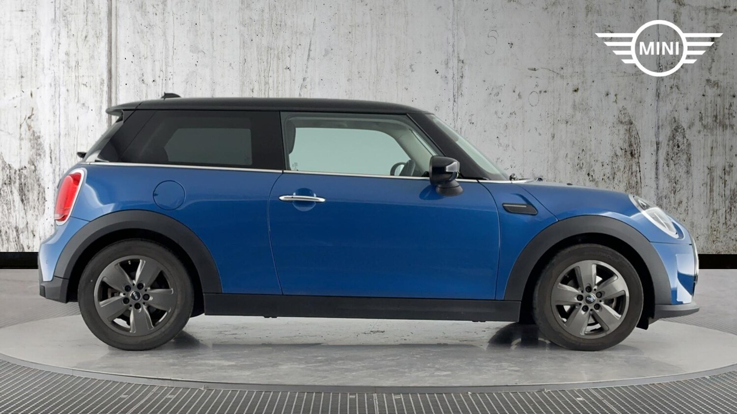 Used MINI Hatch 2022 for sale - 76760241: Photo 3