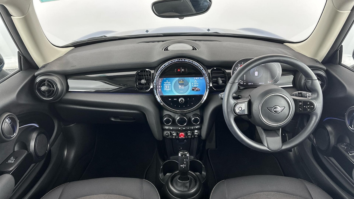 Used MINI Hatch 2022 for sale - 76760241: Photo 4