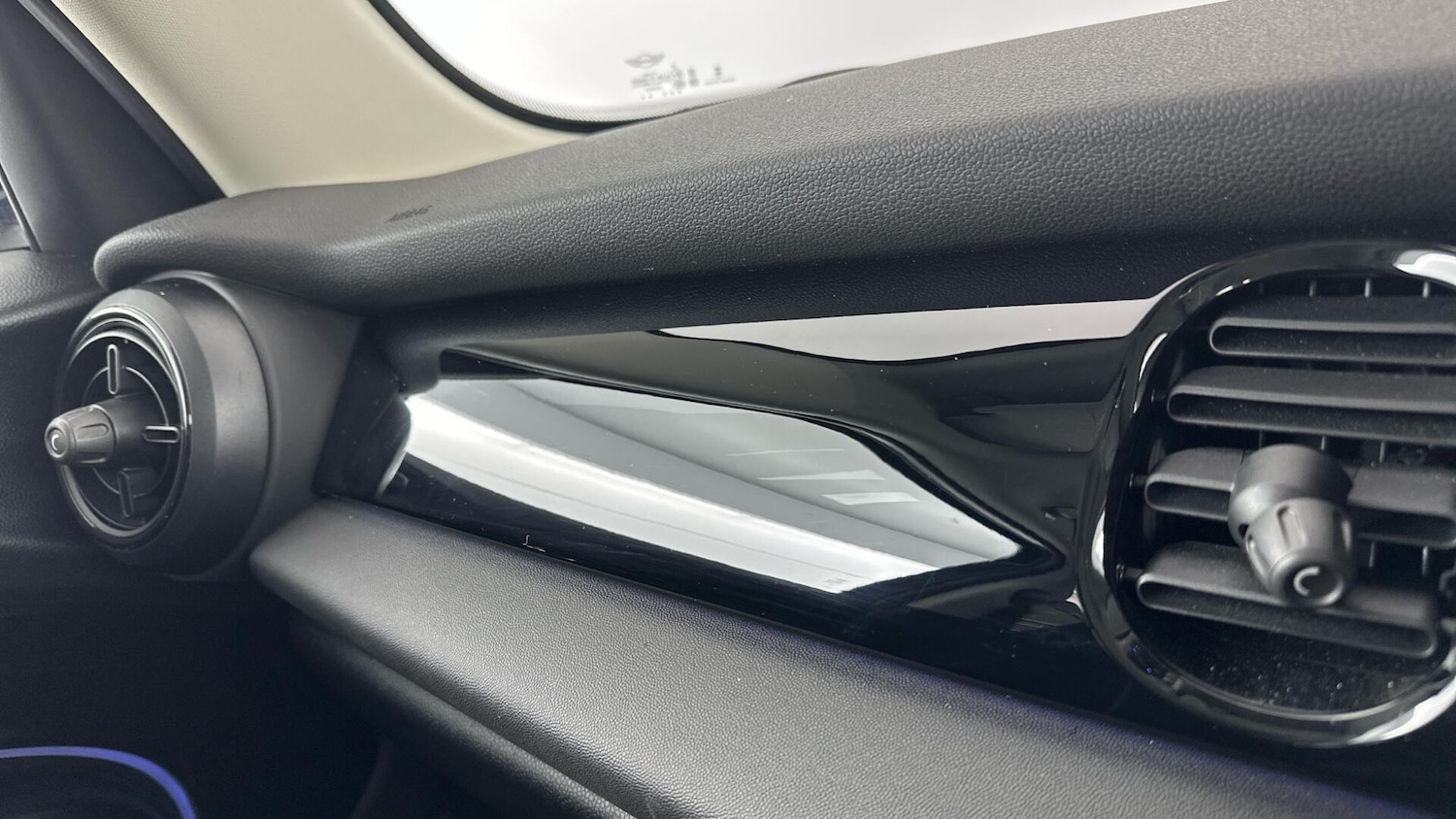 Used MINI Hatch 2024 for sale - 76760429: Photo 33